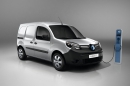 ПЕРВЫЙ ЭЛЕКТРОМОБИЛЬ RENAULT KANGOO Z.E. ПЕРЕДАН «РОССЕТЯМ»